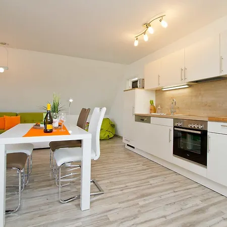 Apartment Haus Zum Achterwasser - 1 Und 2 Uckeritz
