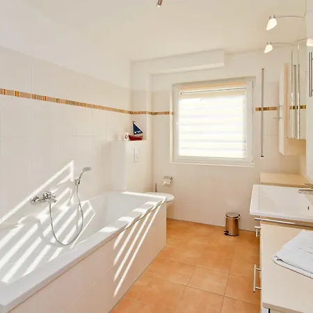 Apartment Haus Zum Achterwasser - 1 Und 2 *