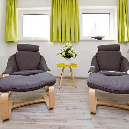 Apartment Haus Zum Achterwasser - 1 Und 2 Uckeritz