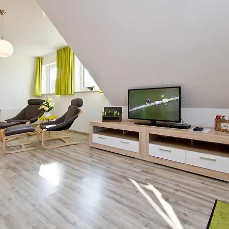 Haus Zum Achterwasser - 1 Und 2 Apartment *